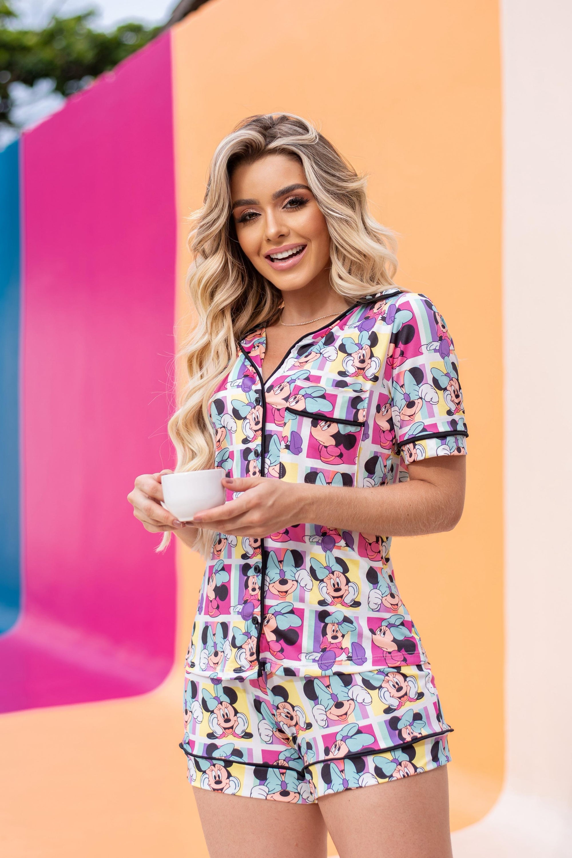 Americano Short Minnie Pandite