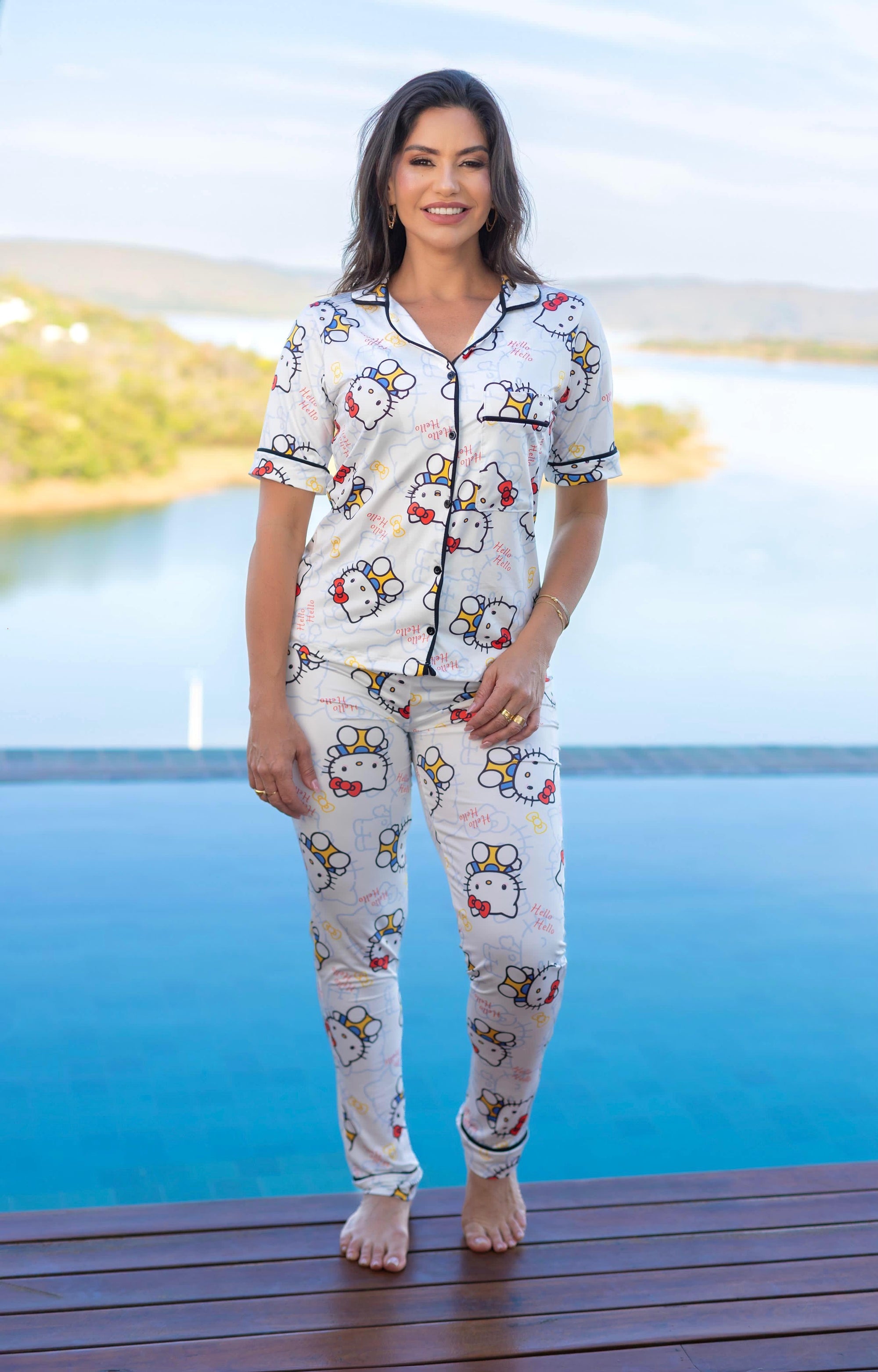 Americano calça com manga curta Hello Kitty branca Pandite