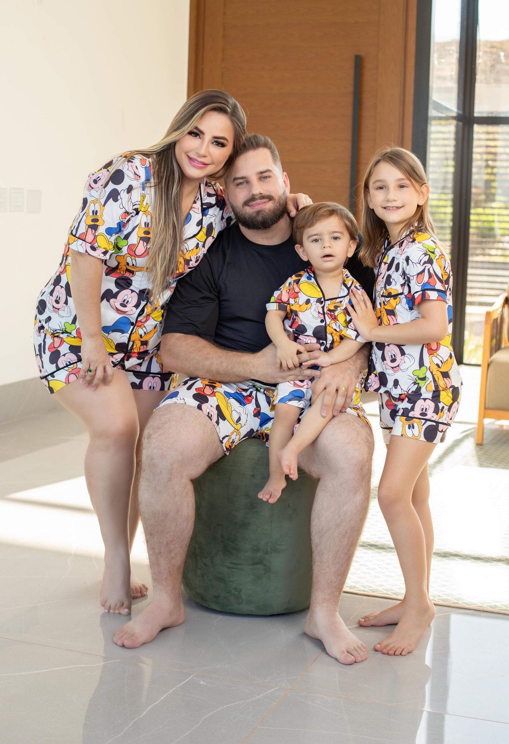 MONTE SEU KIT FAMÍLIA (preço individual de cada peça) Mãe R$125,00 Pai R$98,00 Filho(a) R$108,00