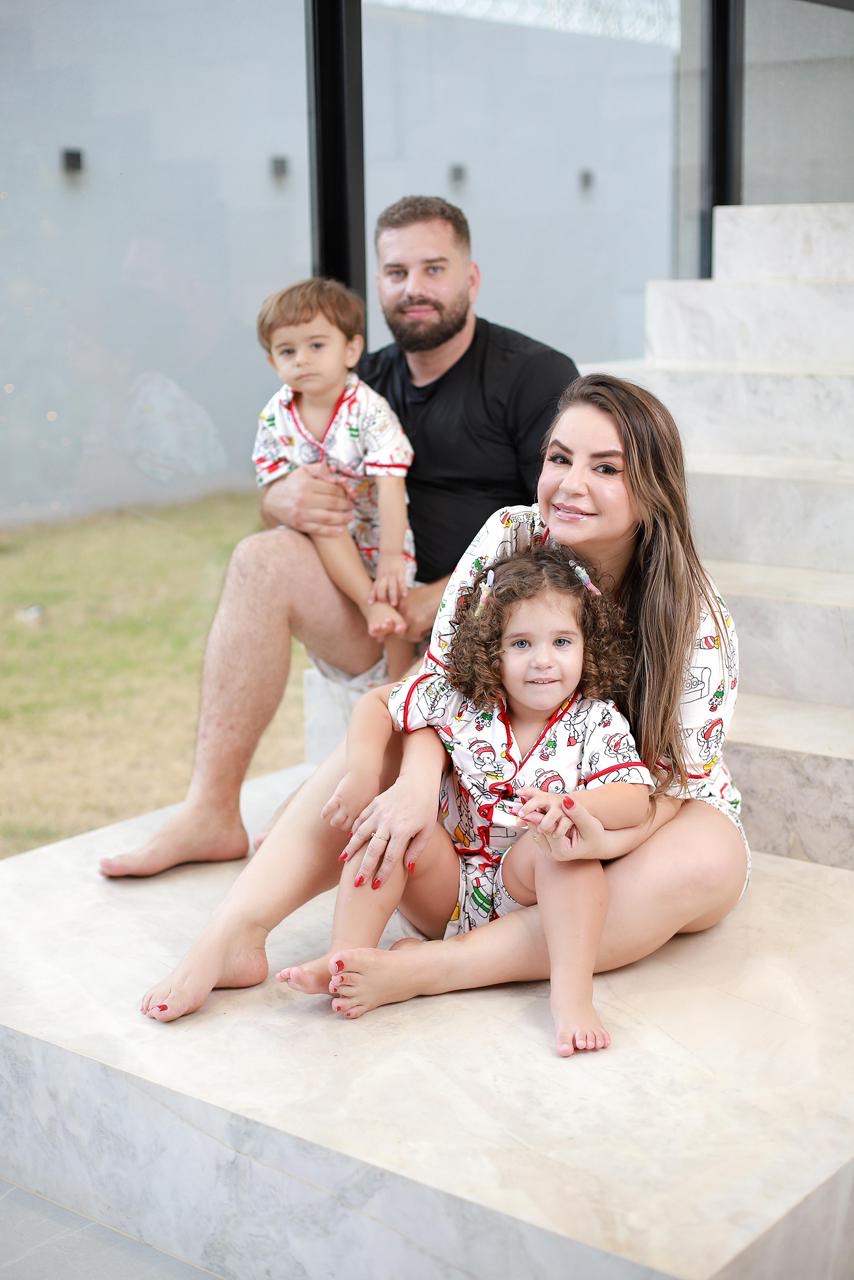 MONTE SEU KIT FAMÍLIA (preço individual de cada peça) Mãe R$125,00 Pai R$98,00 Filho(a) R$108,00