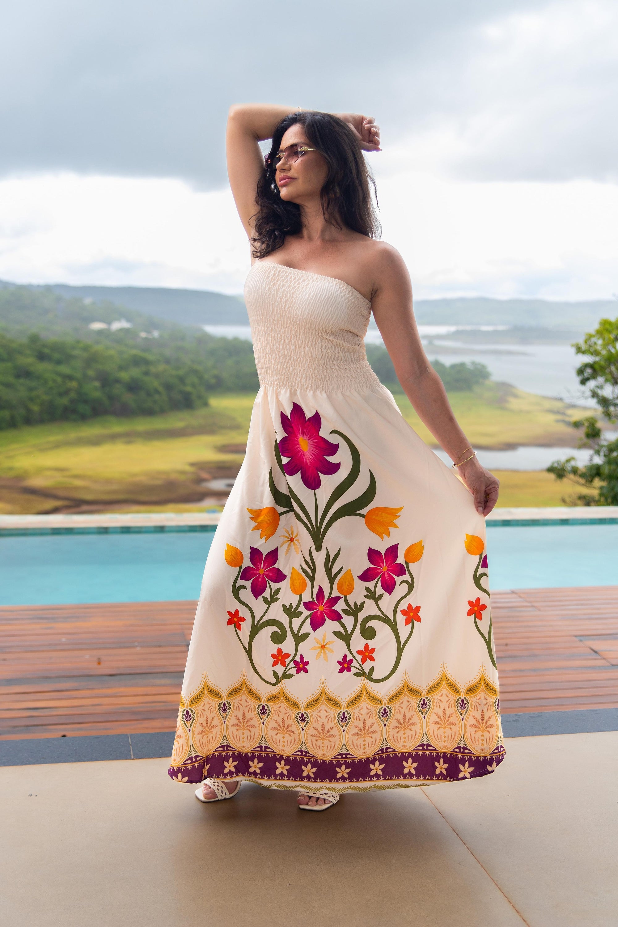 VESTIDO - Jardim central (creme com flores magenta)