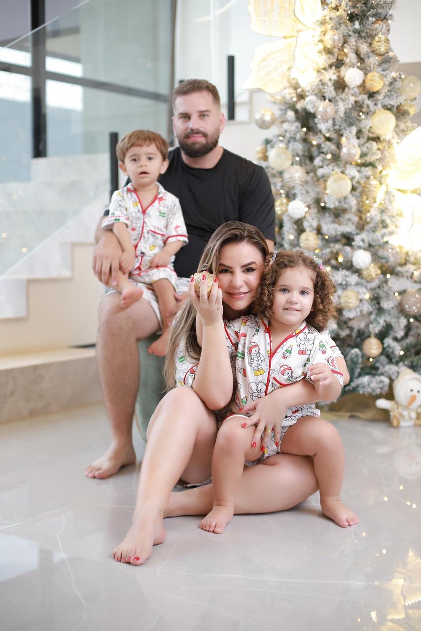 MONTE SEU KIT FAMÍLIA (preço individual de cada peça) Mãe R$125,00 Pai R$98,00 Filho(a) R$108,00